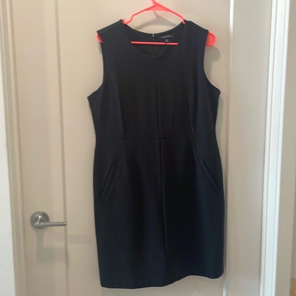 Lands End Black Dress with Pockets!